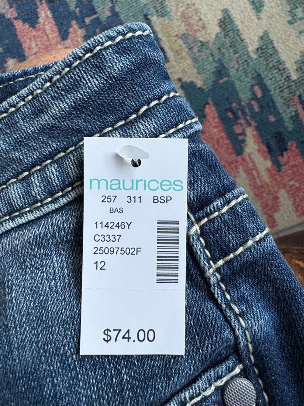 Vigoss Women's Dark Blue Distressed Frayed Hem Denim Shorts - Picture 7 of 7